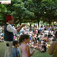 FERIA COME Y CALLE , Le&oacute;n Espect&aacute;culo de magia y mini Taller de magia 2