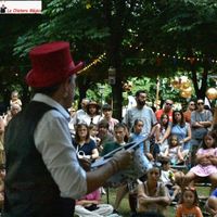 FERIA COME Y CALLE , Le&oacute;n Espect&aacute;culo de magia y mini Taller de magia 3