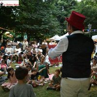 FERIA COME Y CALLE , León Espectáculo de magia y mini Taller de magia 8