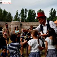 PUENTE CASTRO , Le&oacute;n Espact&aacute;culo de magia familiar 1