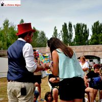 PUENTE CASTRO , Le&oacute;n Espact&aacute;culo de magia familiar 3