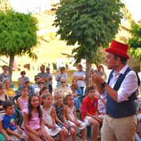 Almanza , León Espectáculo de magia Familiar 4 - copia